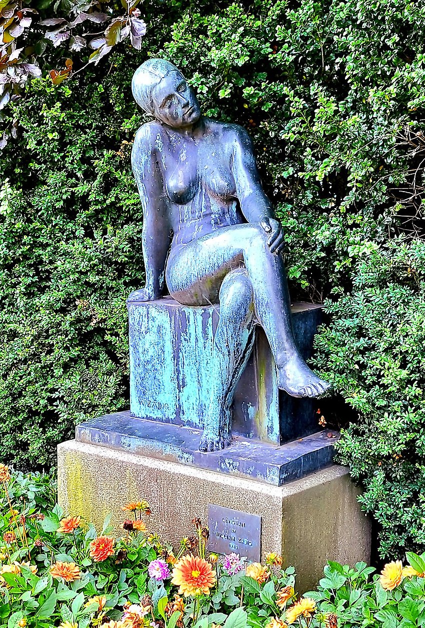 Staty i parken